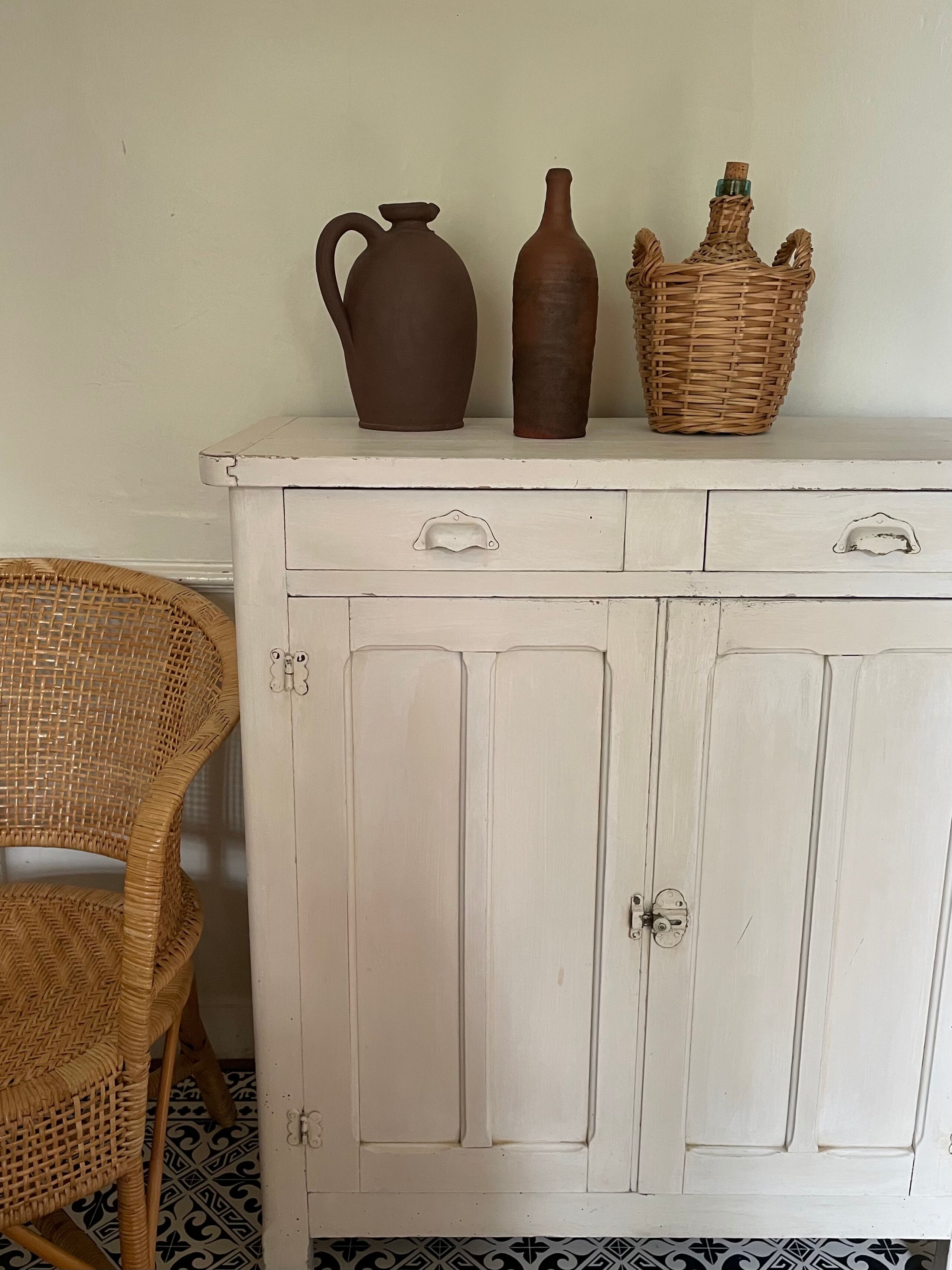 Jar and terracotta bottle