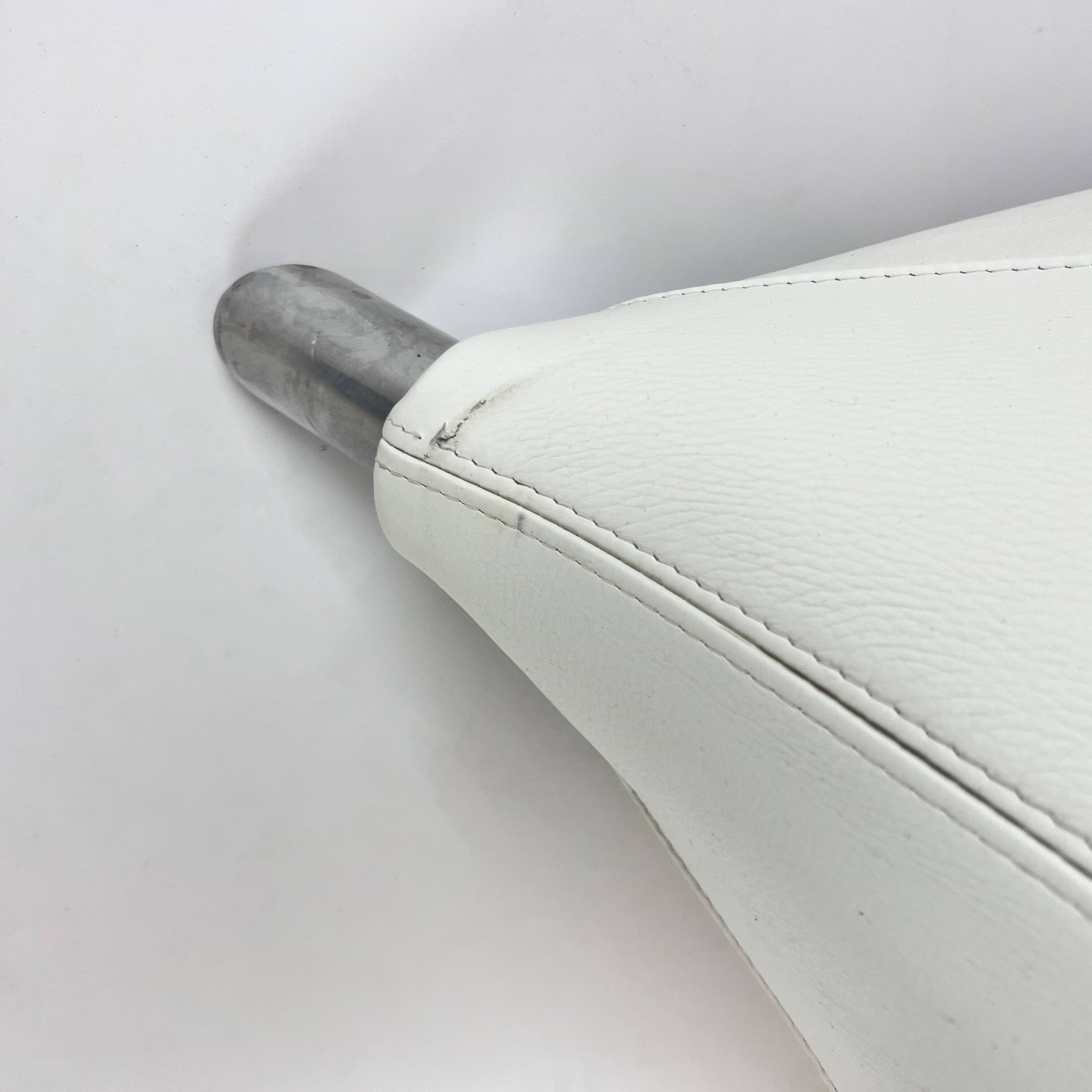 Set of 2 white leolux excalibur by jan armgardt, 1990s