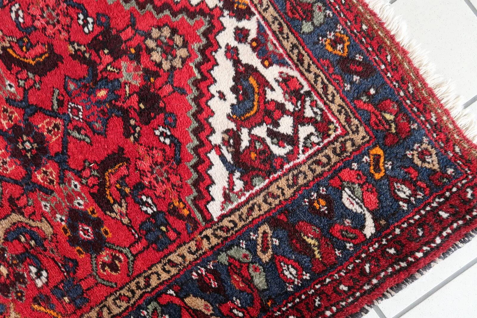 Handmade vintage Persian Hamadan rug 103cm x 142cm 1970s - 1C1170