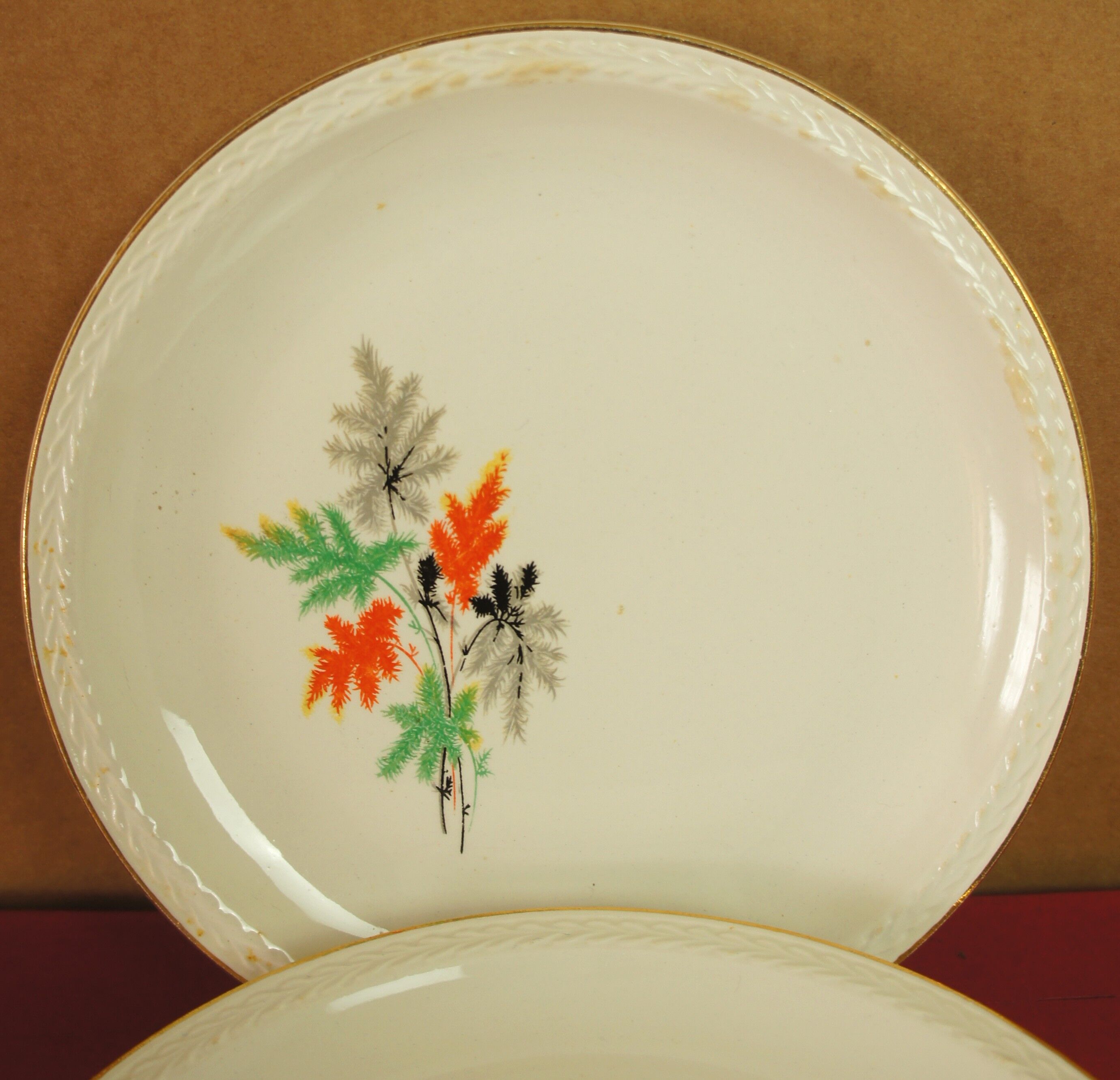 Set of 5 dessert plates