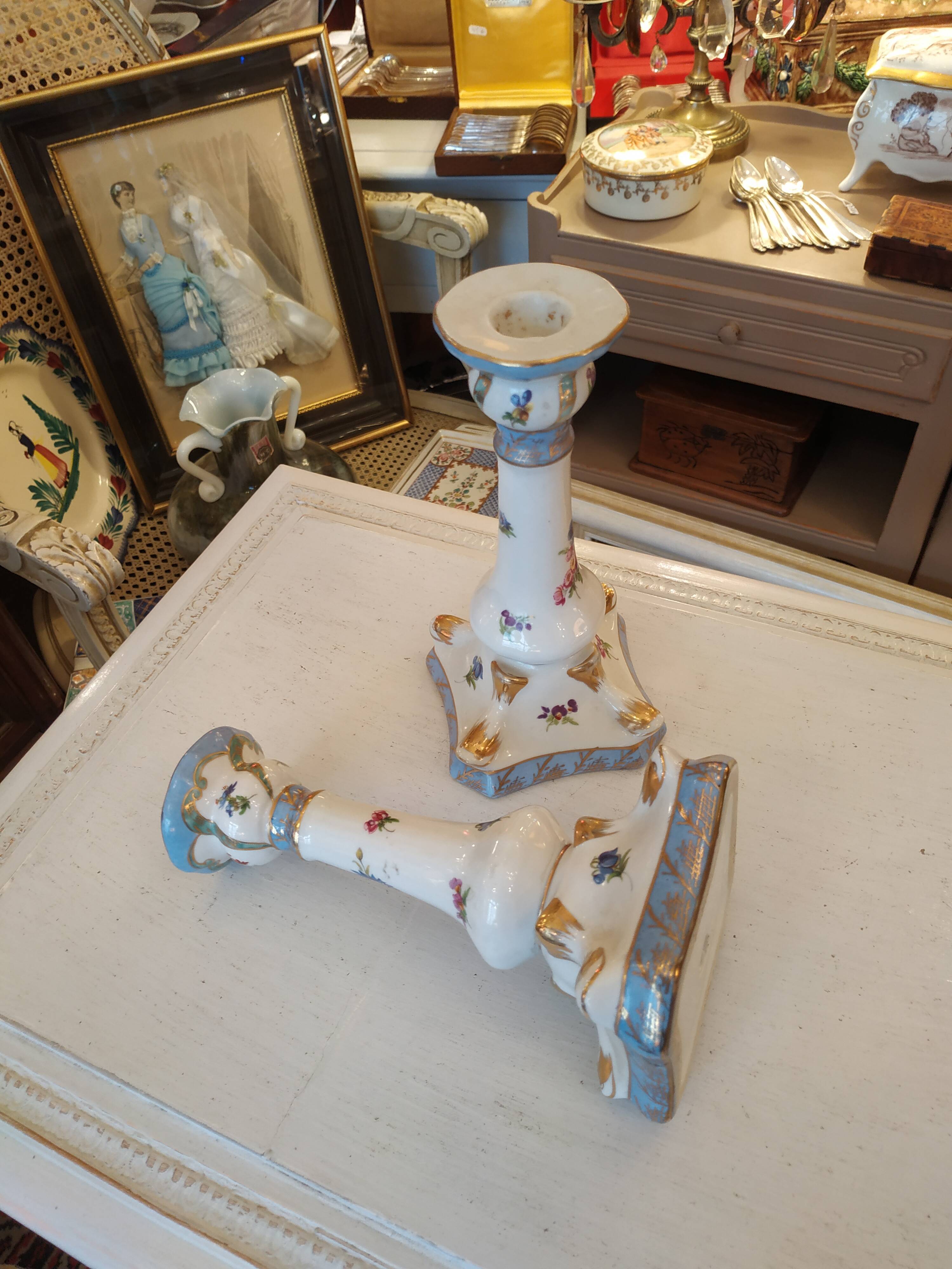 2 porcelain candlesticks