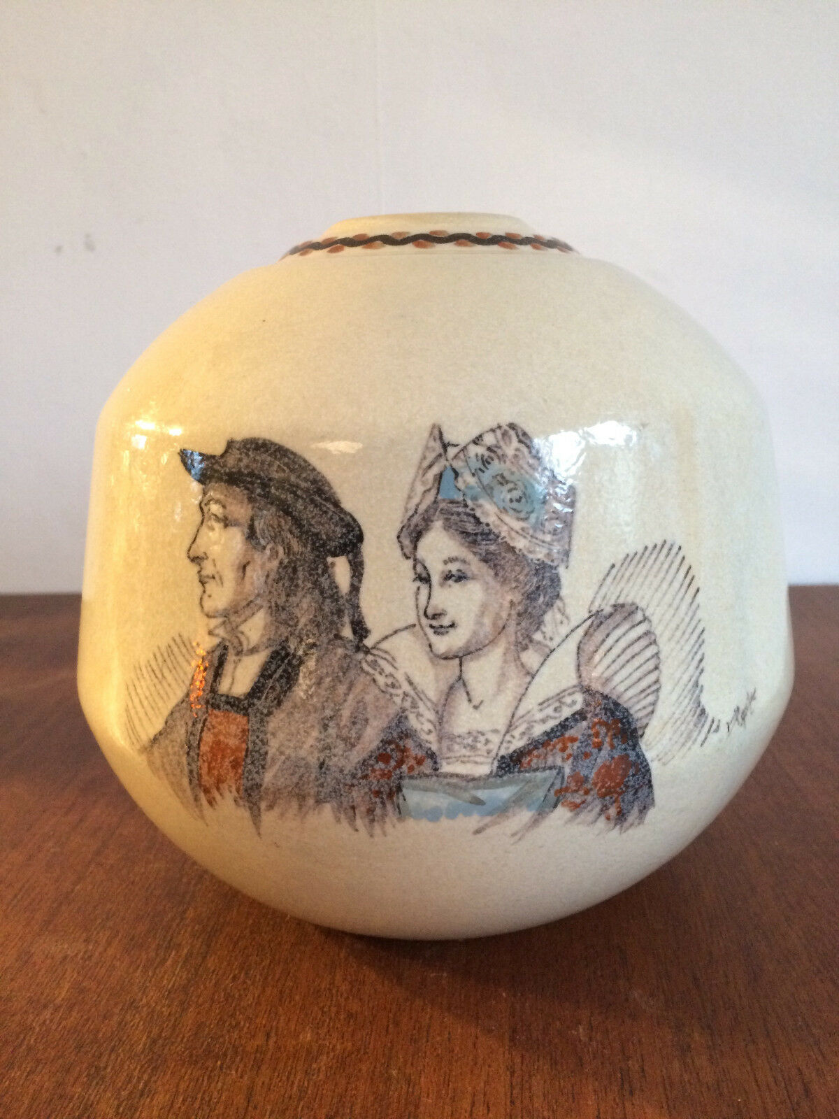 Ball vase in enamelled earthenware Cazalas signed design 30s - 40s