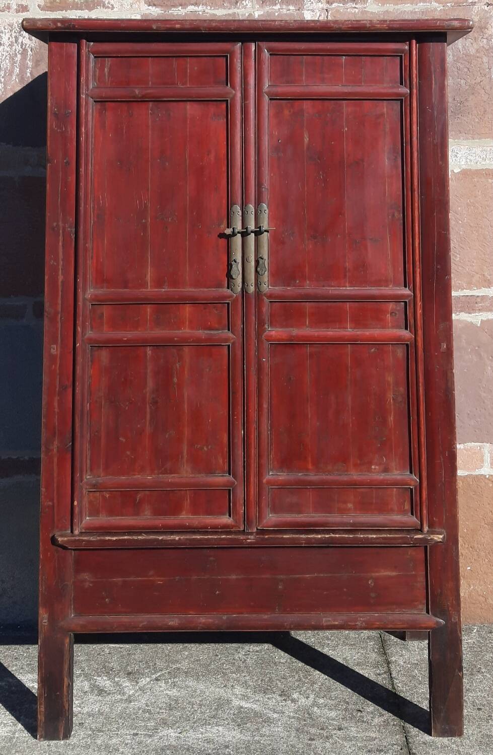19th-century Chinese wardrobe (Height 2.6m)