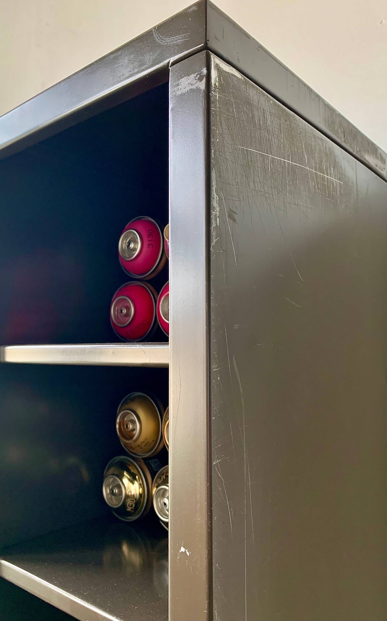 Industrial storage cabinet