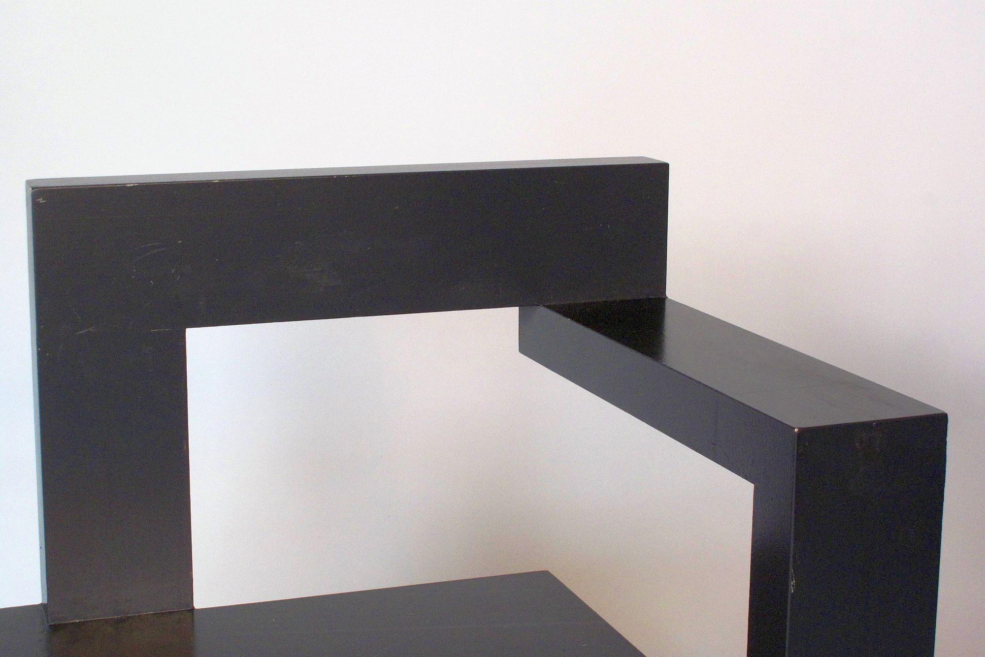 Modernist Chair in Oak Wood