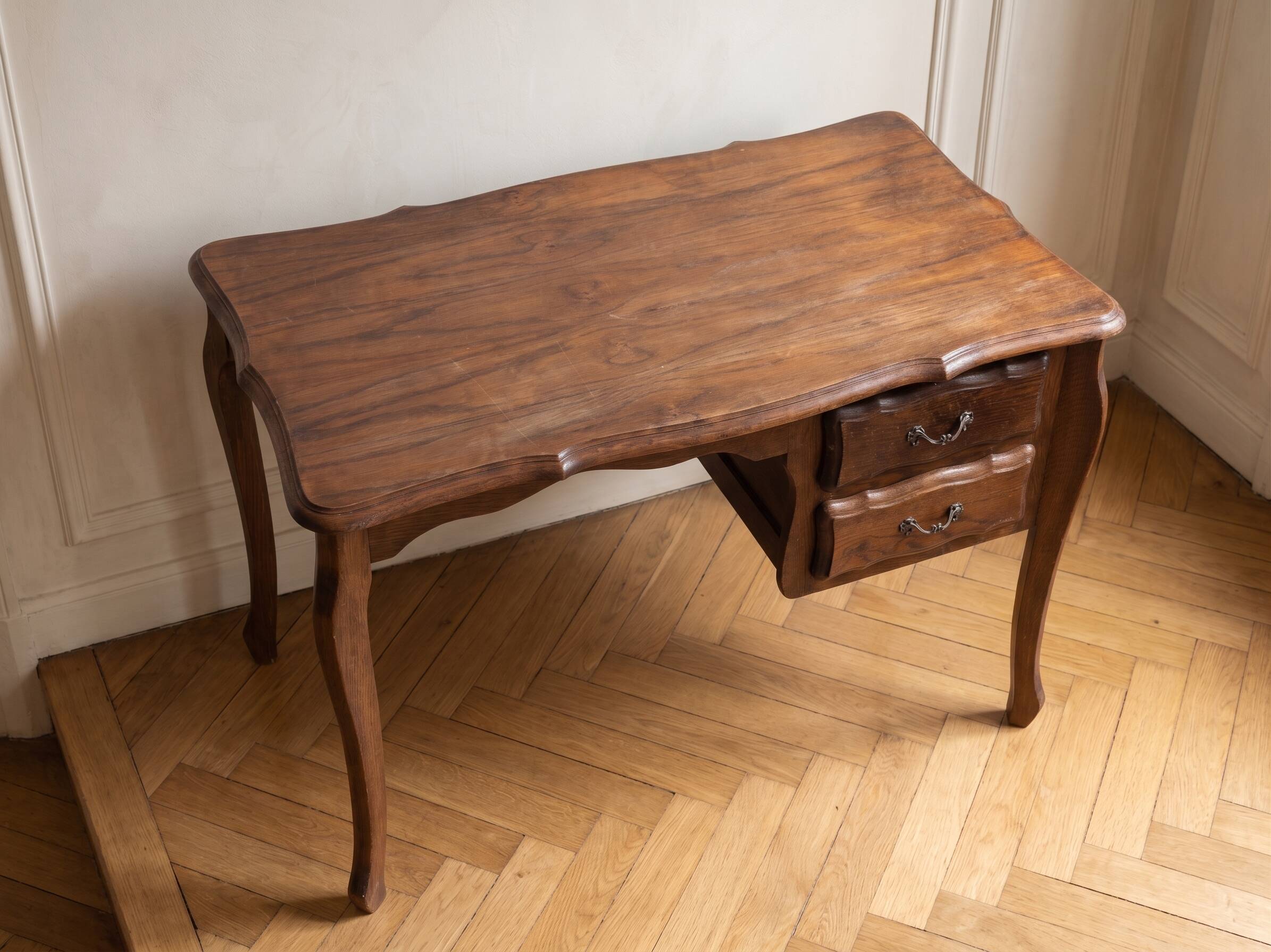 Dressing table in Louis XV style