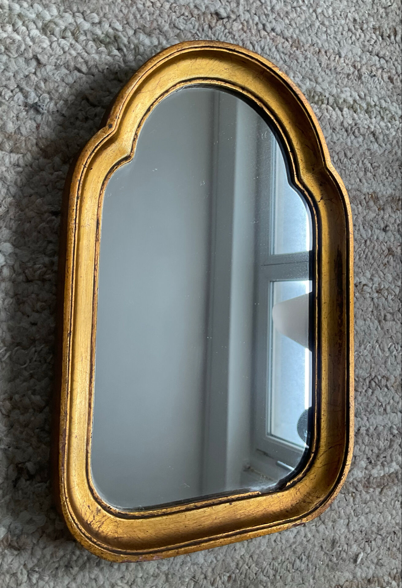 Ancien petit miroir en bois doré années 70