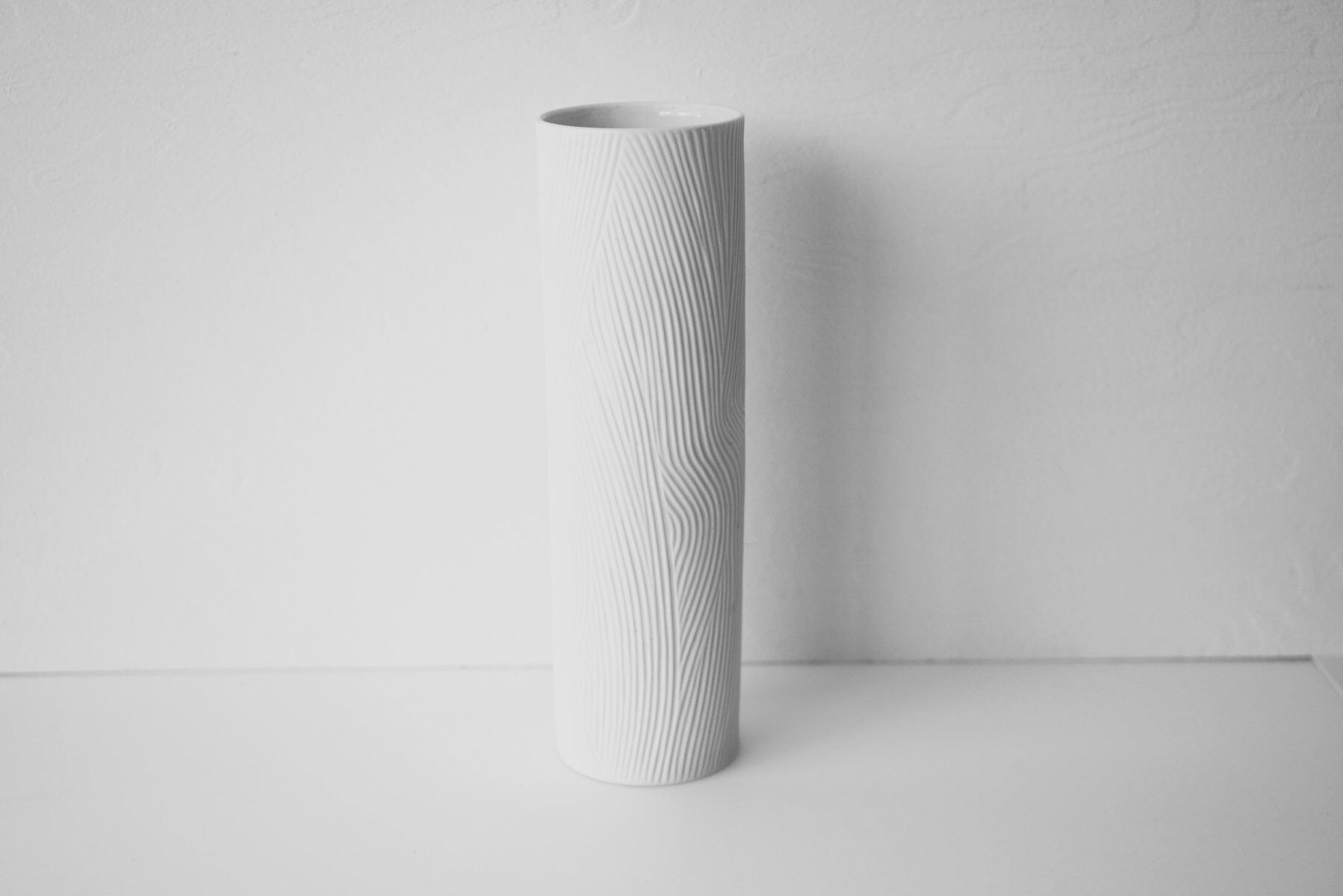 Mid-century modern Op-Art Studio Line bisque porcelain vase by Werner Schreib for Rosenthal, 1960s