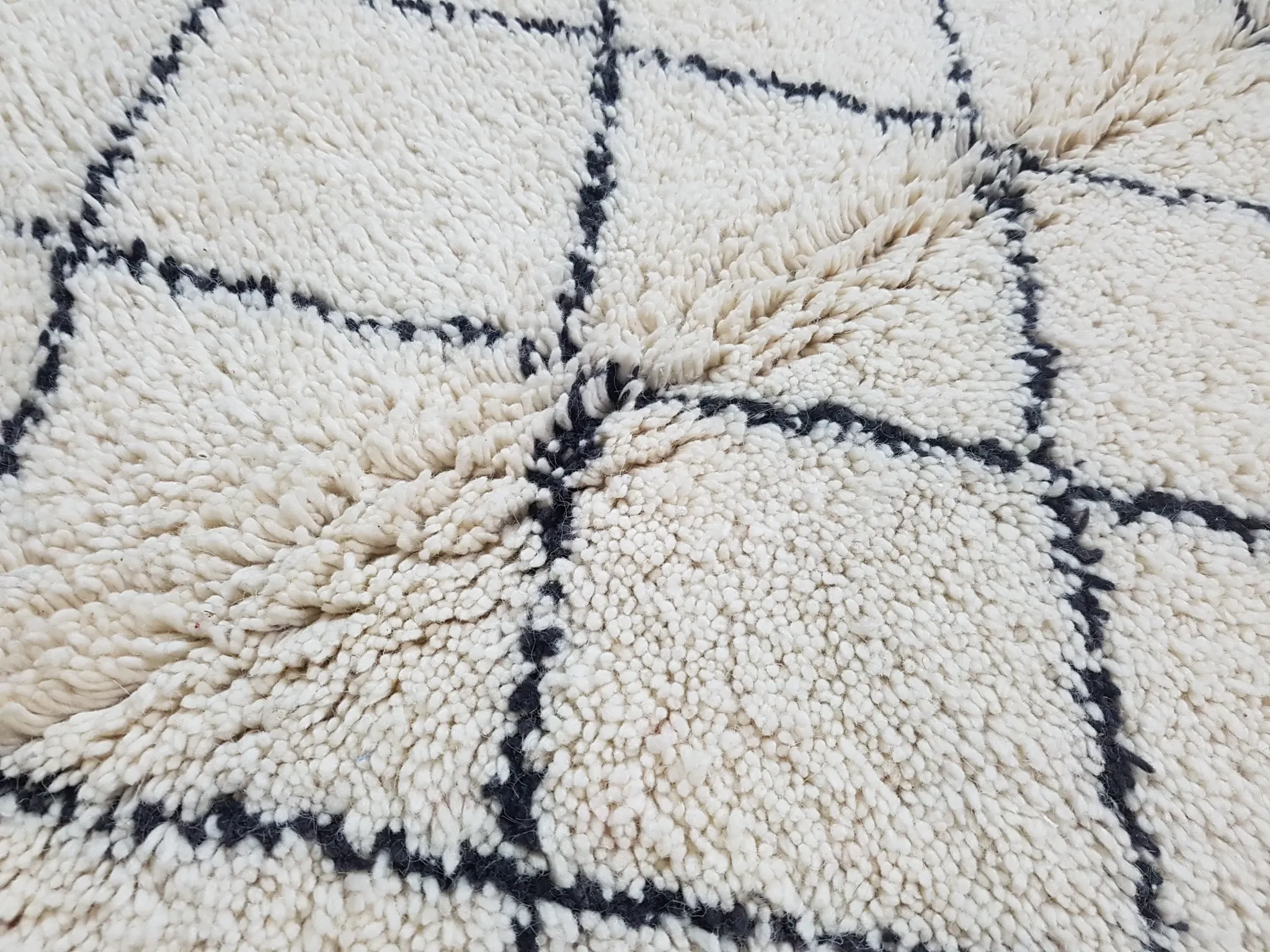 Beni Ouarain rug, 260 x 155 cm, MS-104