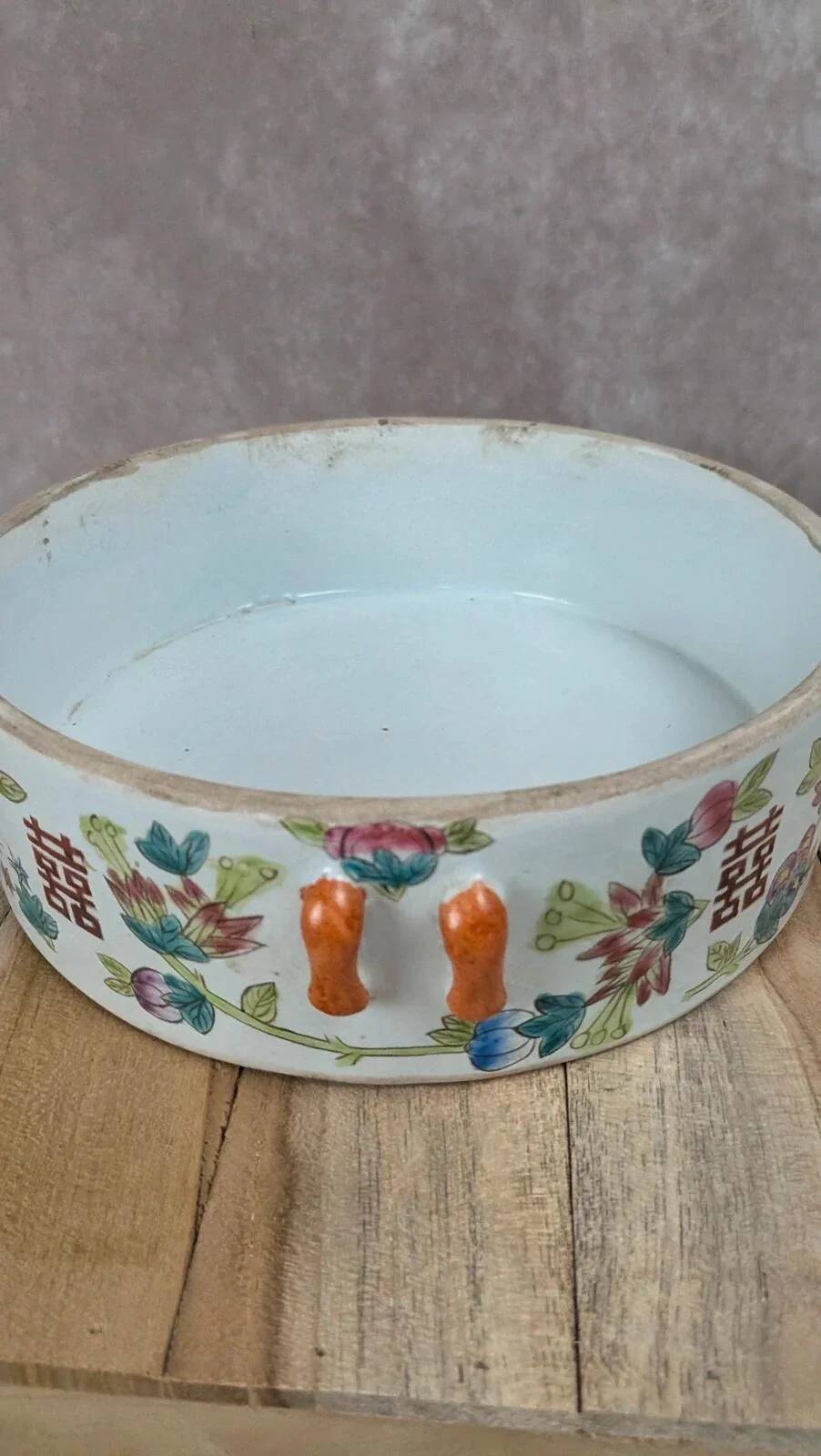 Ancient Chinese dish with lid