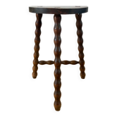Tripod stool in beaded wood / turned 40s