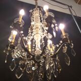 Chandelier with crystal tassels