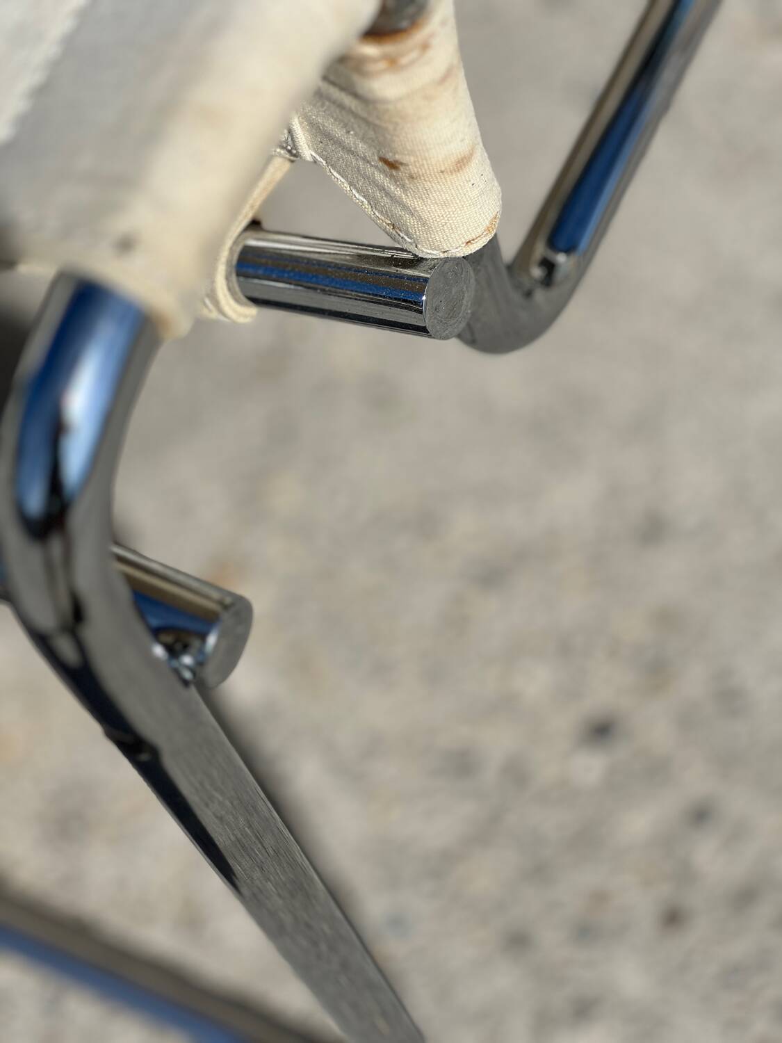 Wassily armchair in Gavina edition canvas