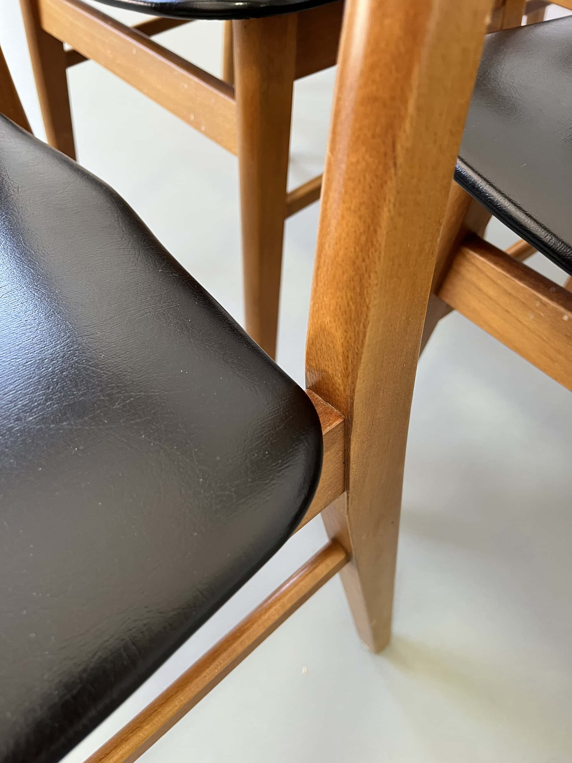 Vintage Danish set of 6 chairs teak - skai