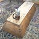 Table basse brutaliste