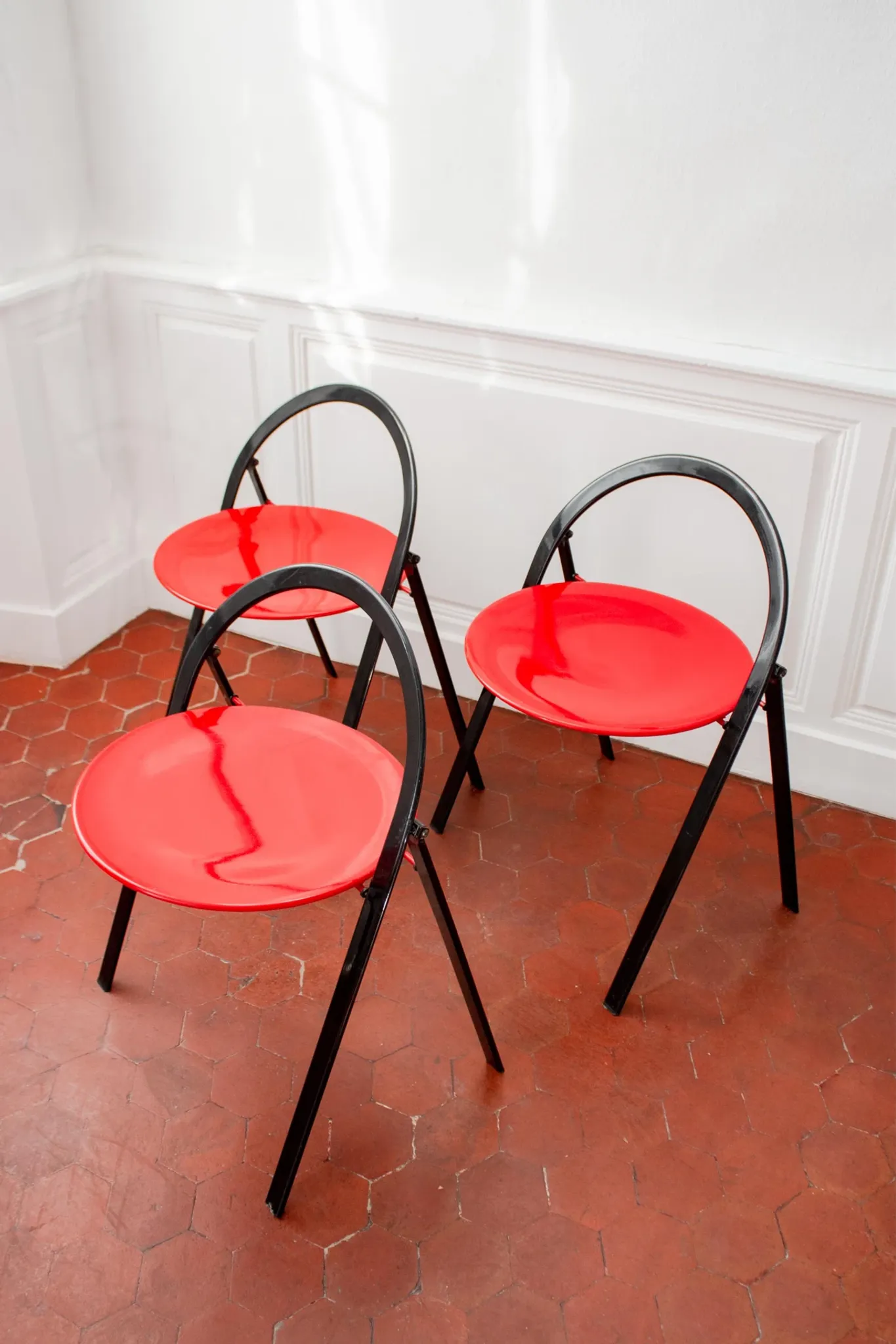 Vintage Clio chairs by Giorgio Cattelan for Cidue, black metal and wood.