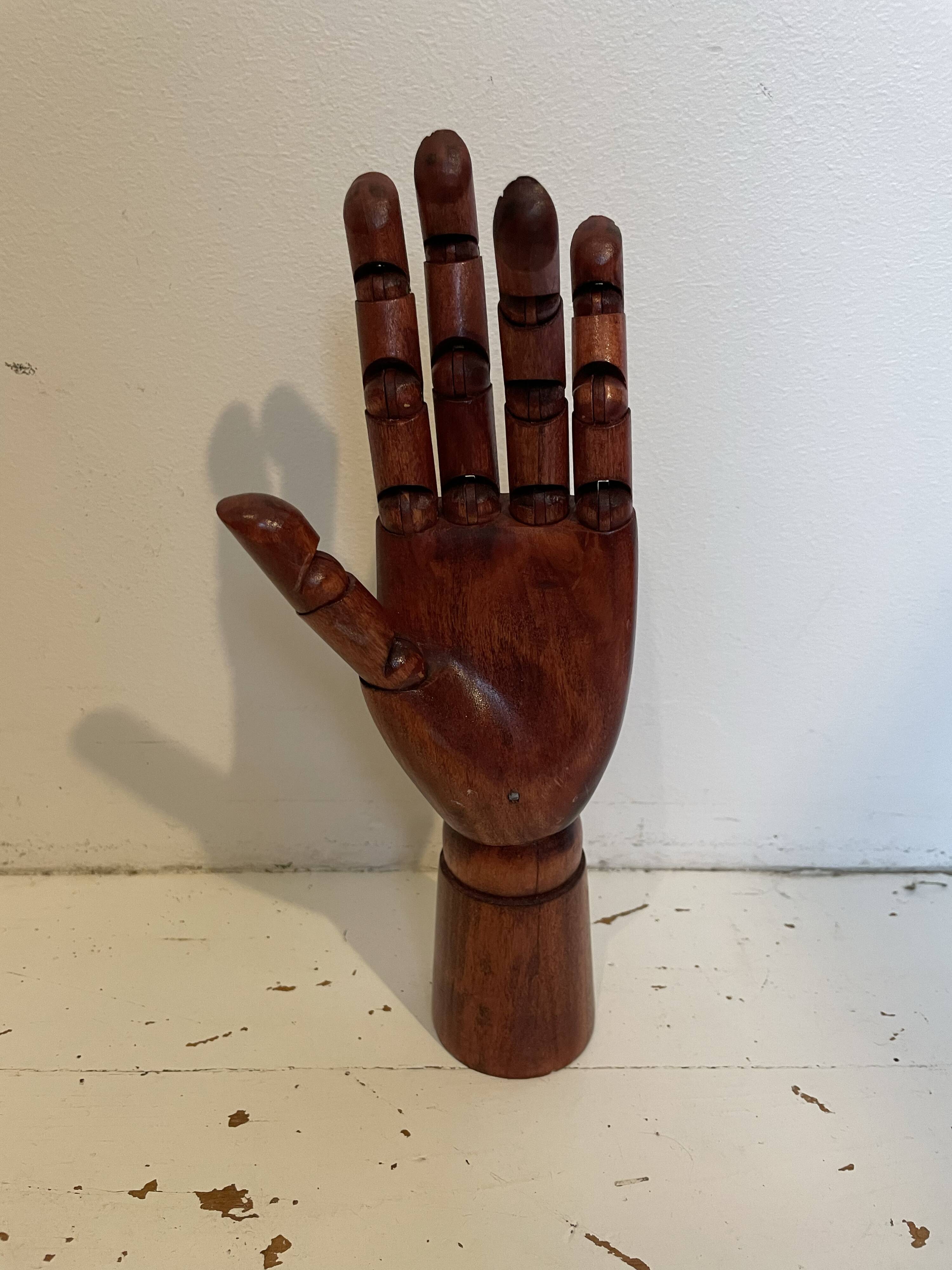Wooden articulated hand