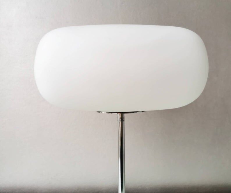 Table lamp tripod vintage Italian design 1990