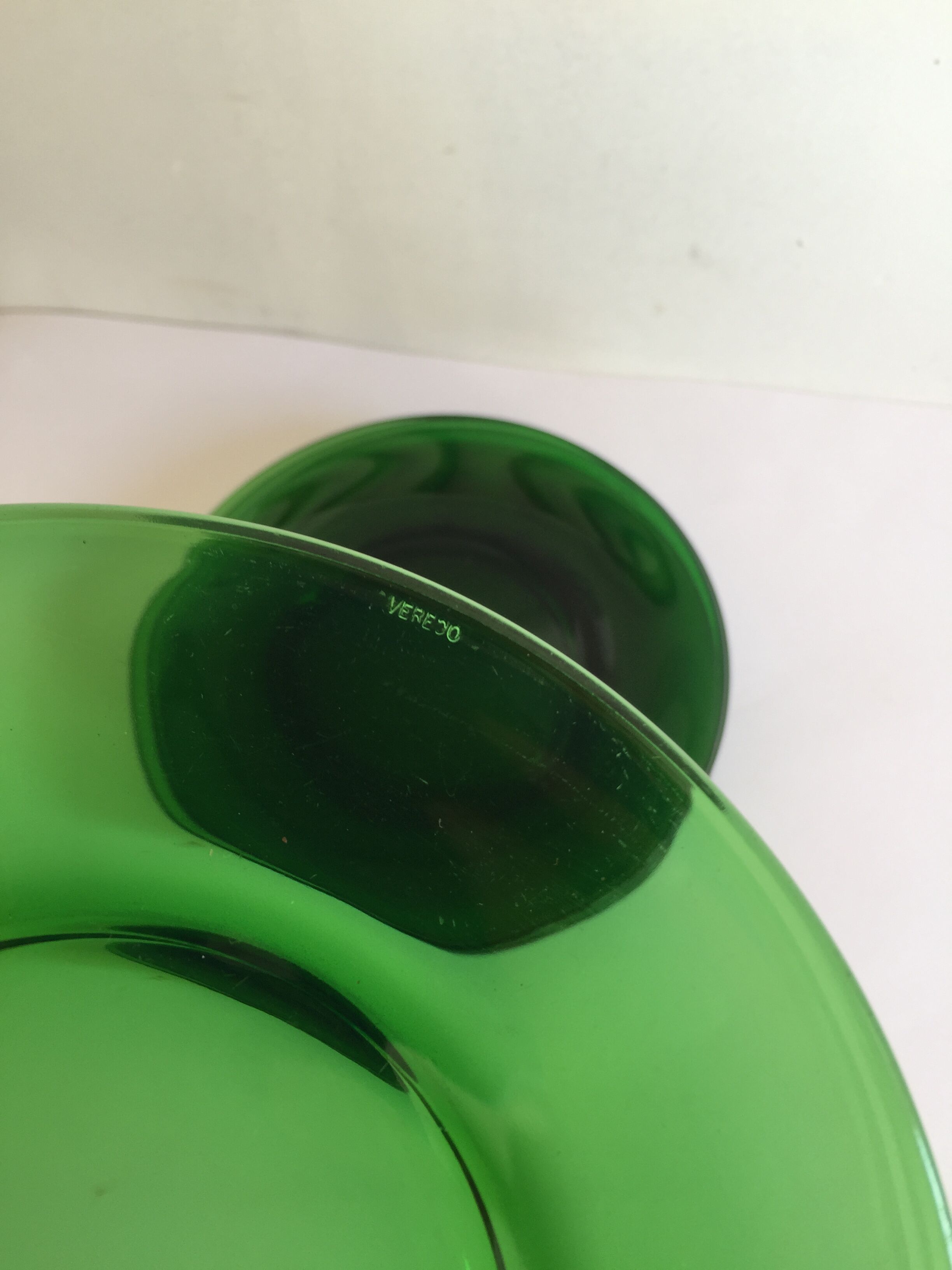 8 vintage dessert plates