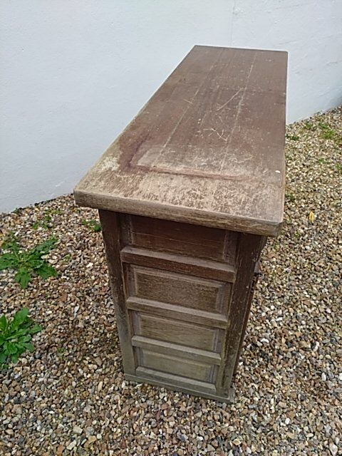 Low oak and wrought iron sideboard 18th/19th century