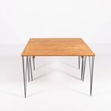 Paire de tables en pin massif et acier noir, Suède 1960