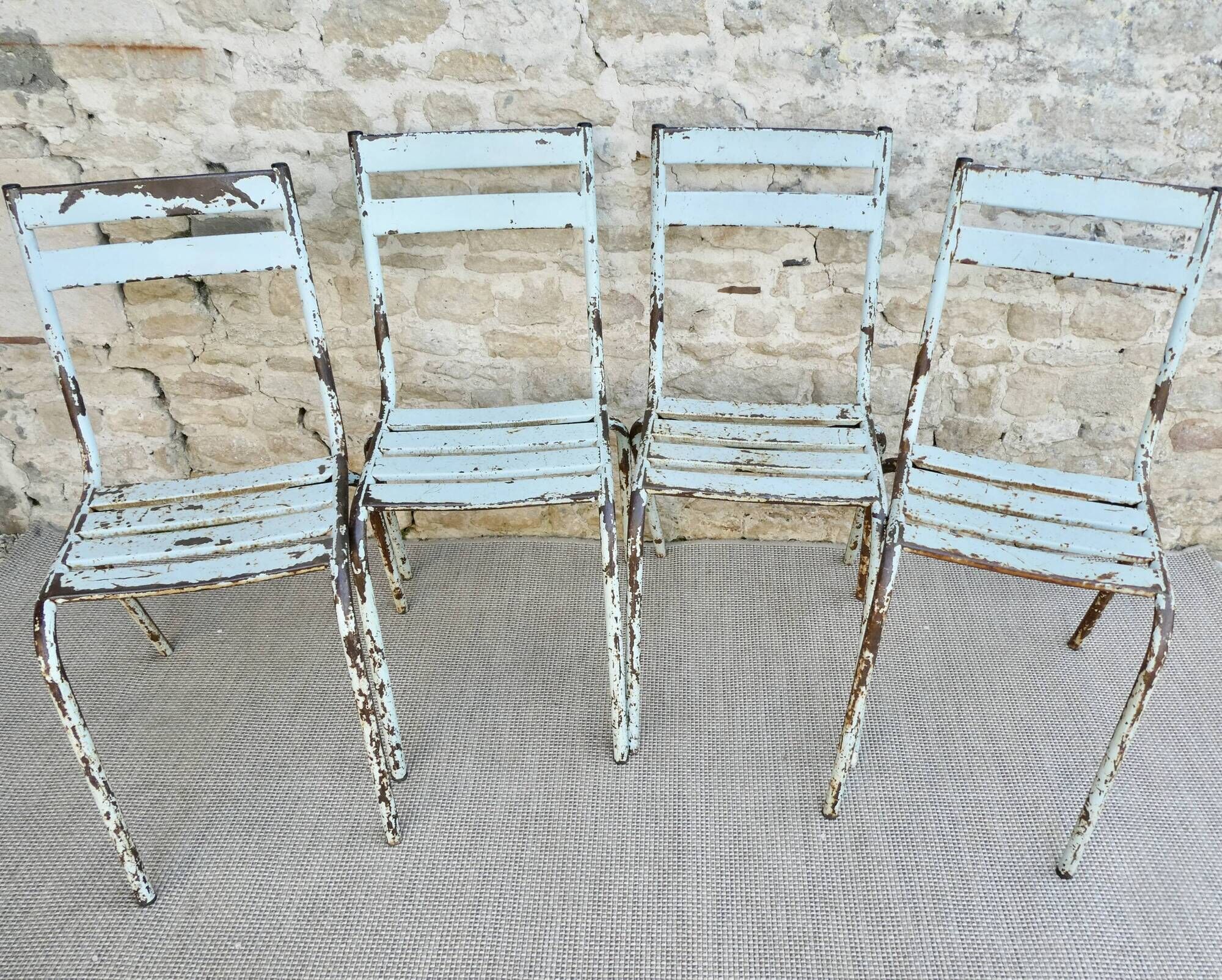 4 chaises de jardin en métal bleu pastel Art Prog