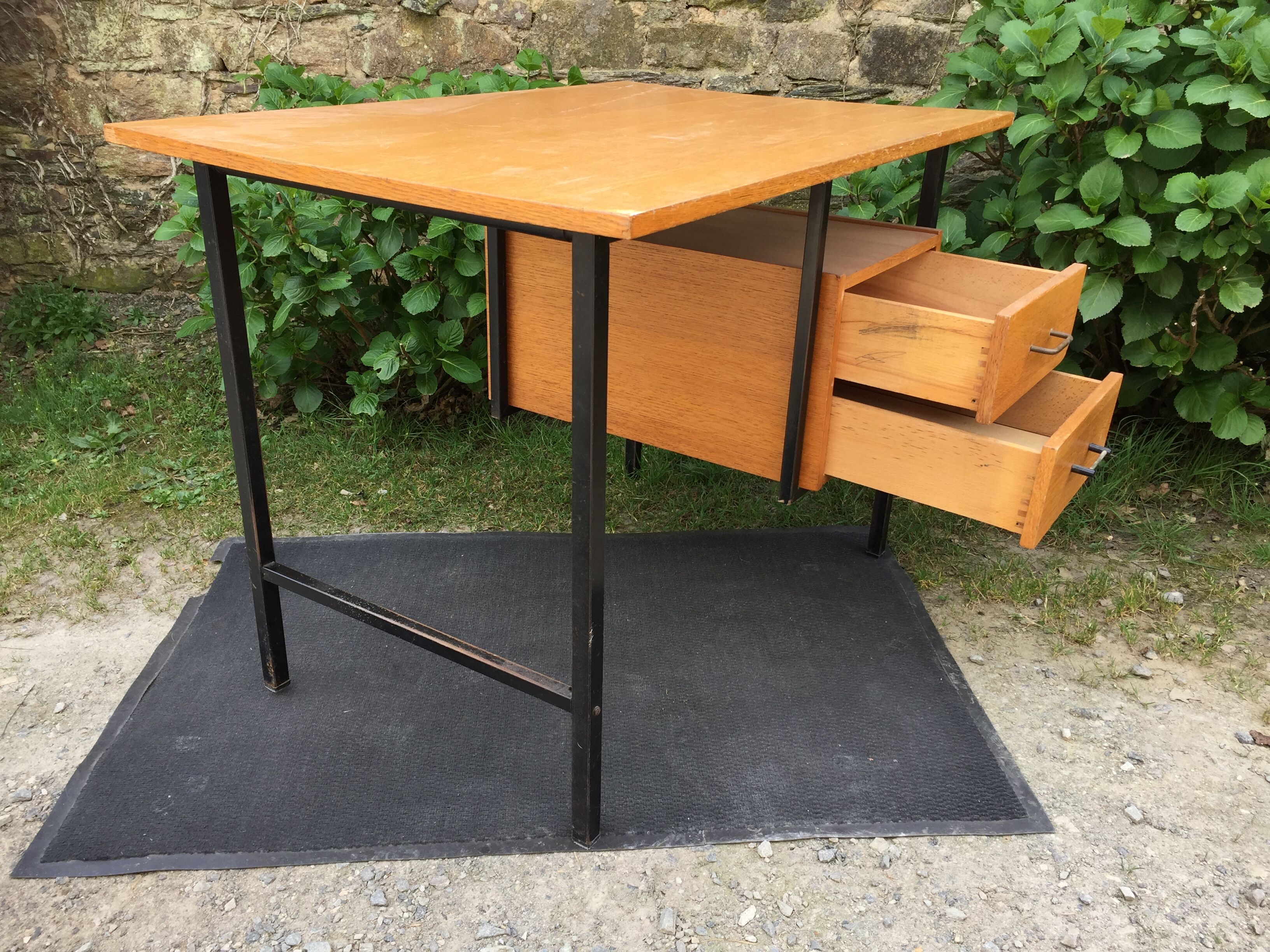 Vintage modernist office in oak and metal tubular base