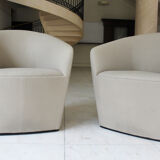 A set of 4 modern chairs