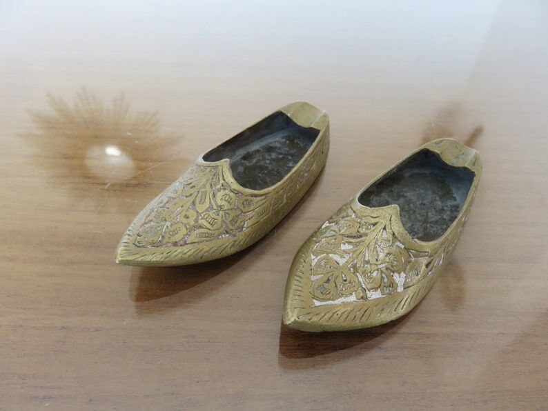 Pair of brass slipper ashtrays 60s 70s