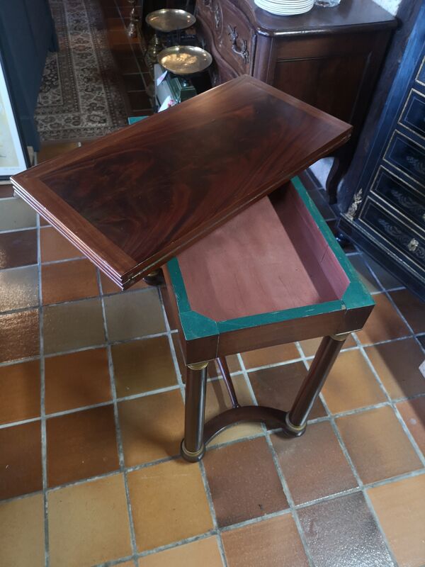 table de jeux de style empire
