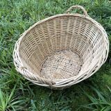 wicker laundry clothing pan