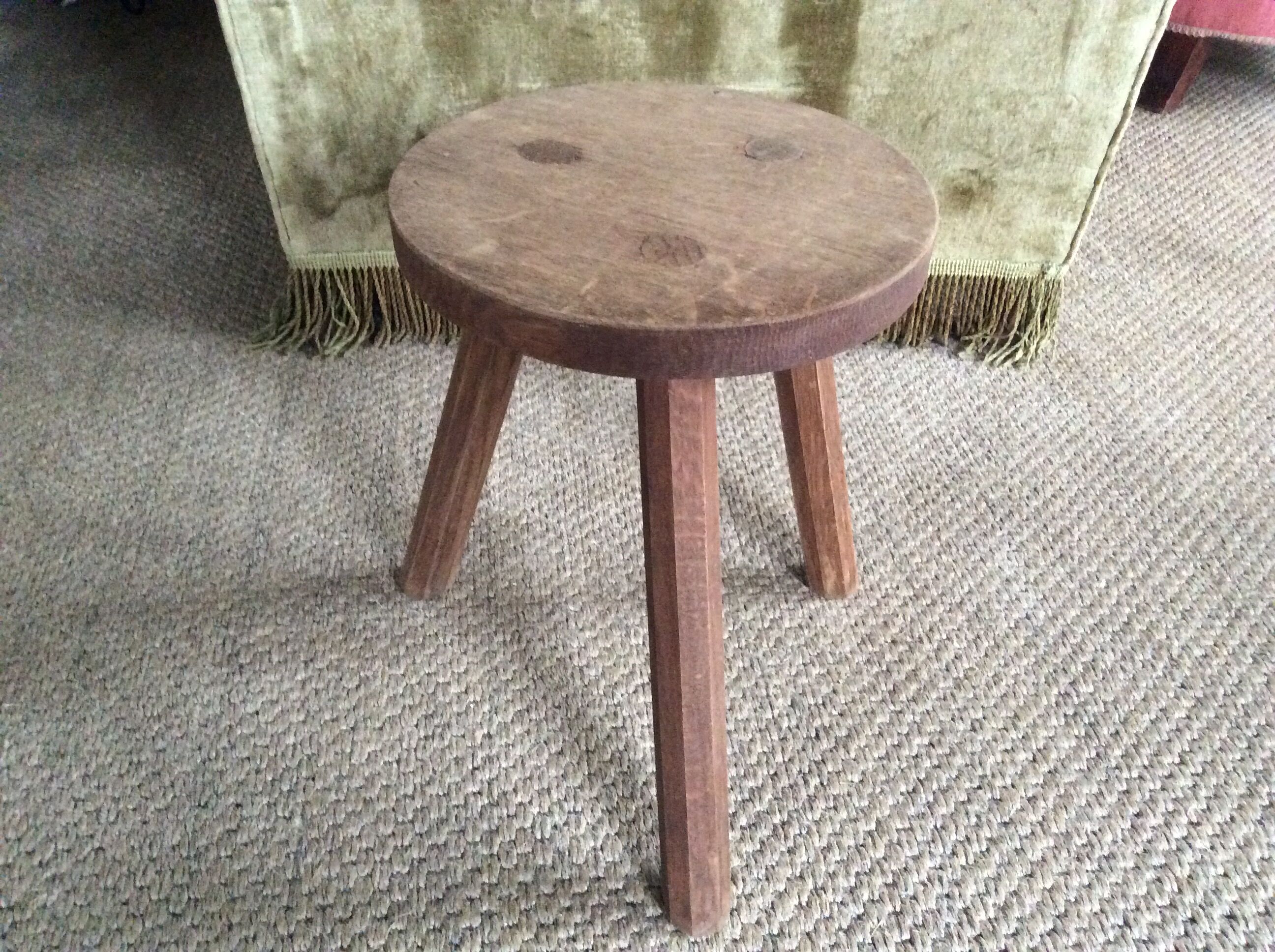Tripod stool