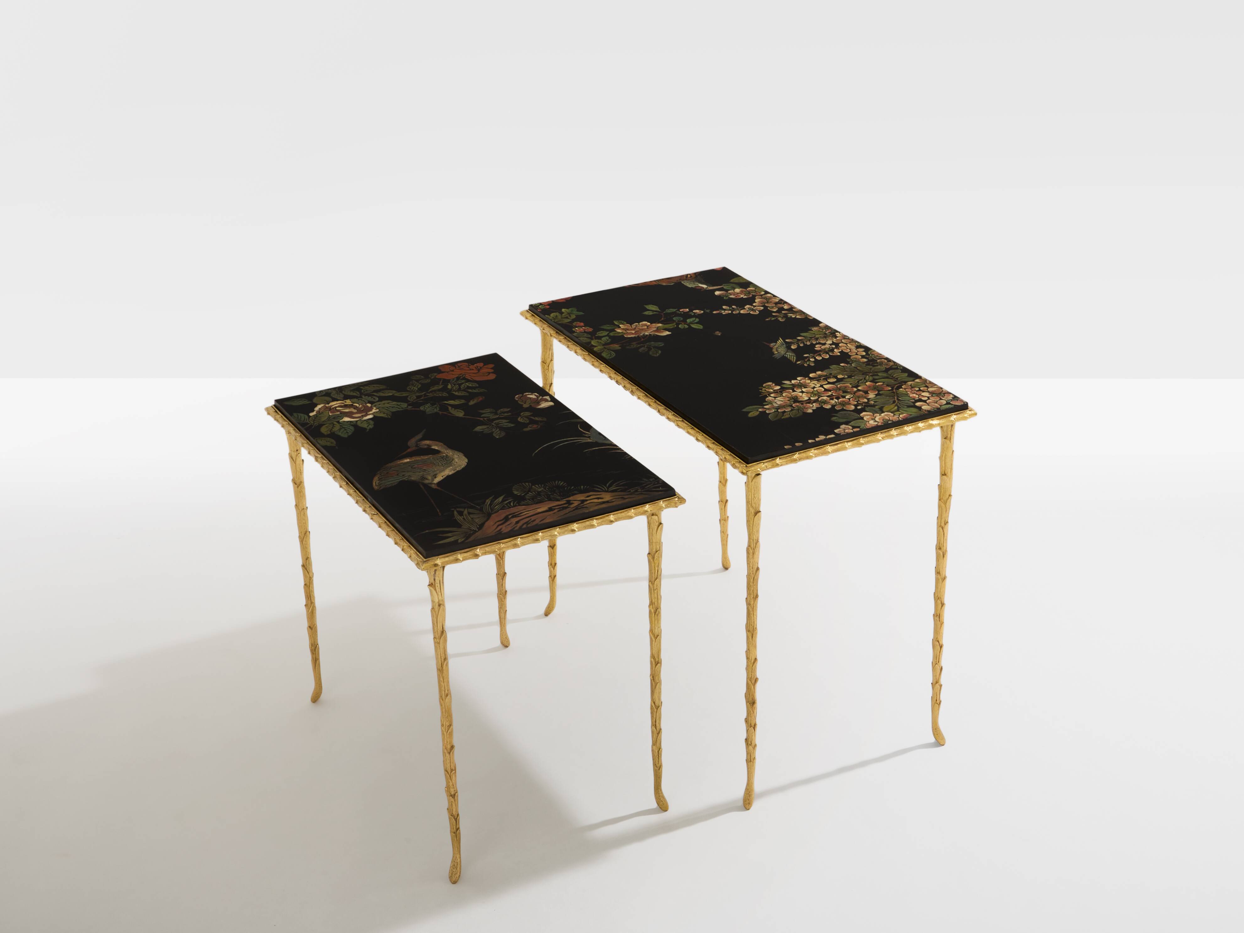 Bronze-gilded foliage side tables, Chinese lacquer, Maison Baguès, 1950.
