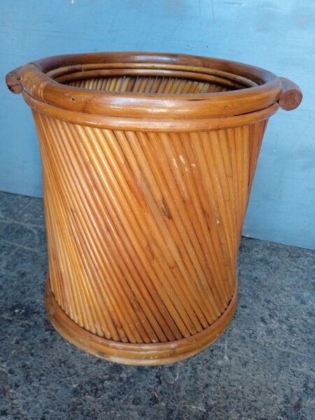 Pot cover in rattan period 1970