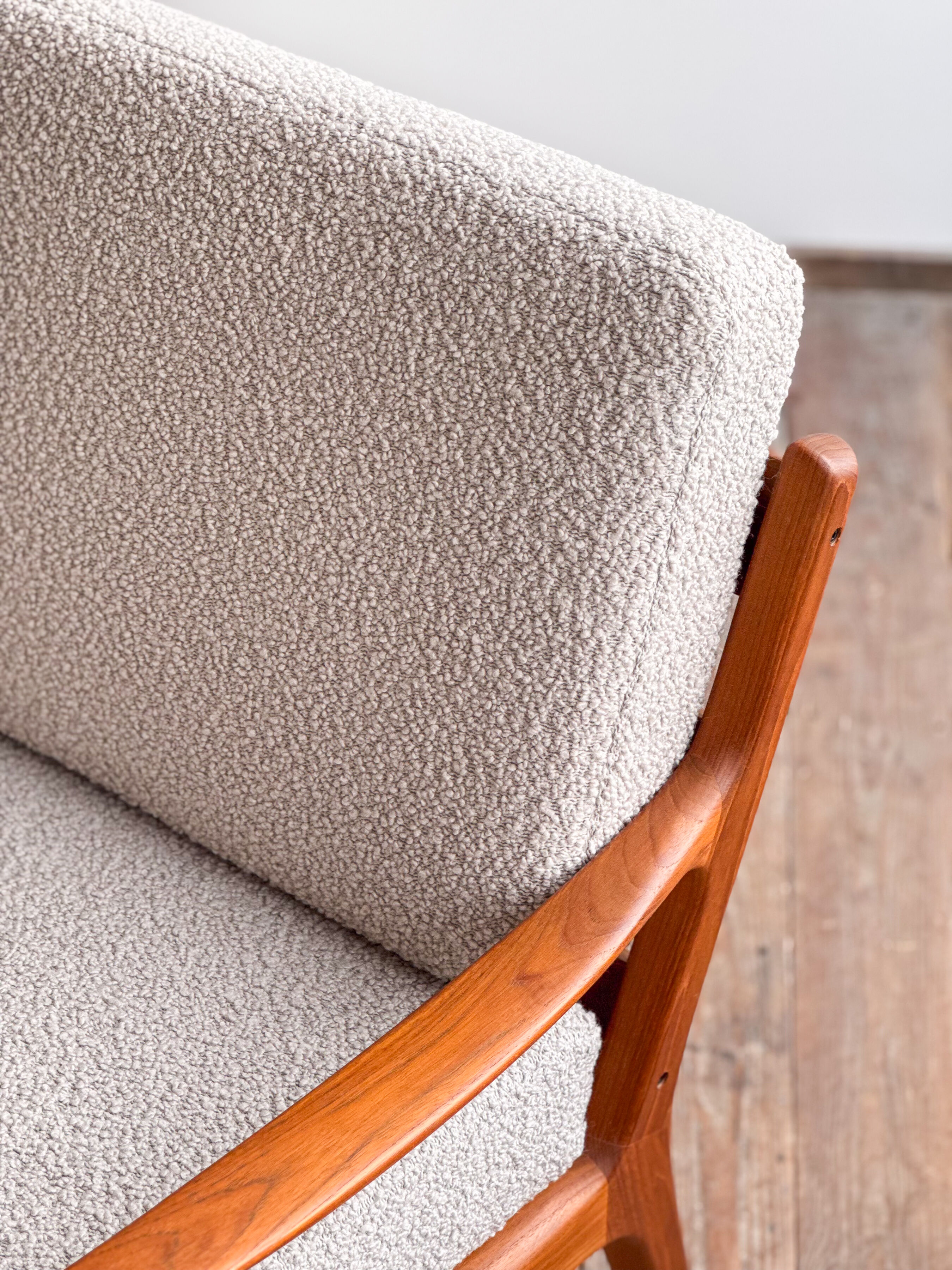 Canapé deux places, Ole Wanscher pour France & Son, série Senator, en teck