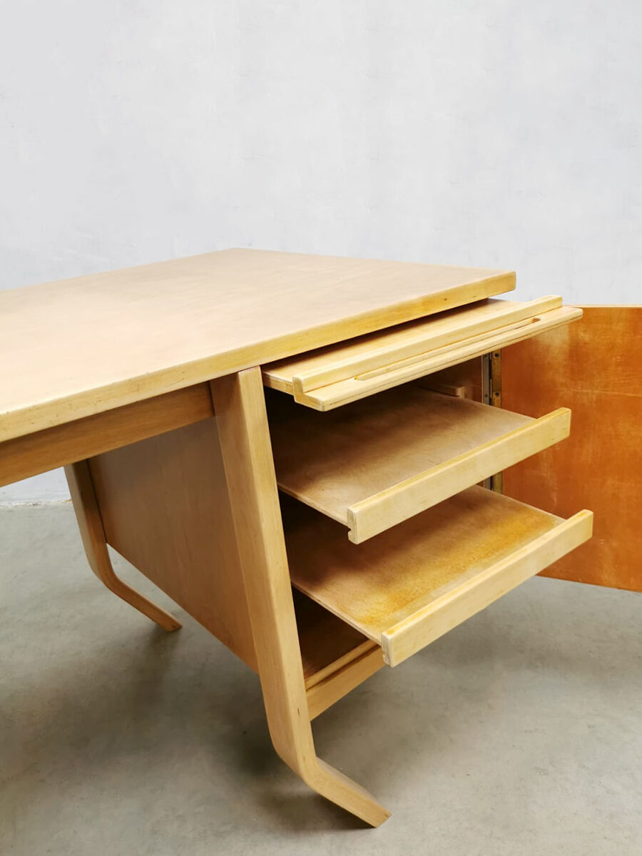 Writing desk Cees Braakman Pastoe EB04
