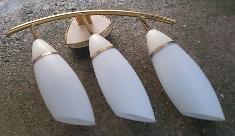 Apply triple circa 50s rockabilly.