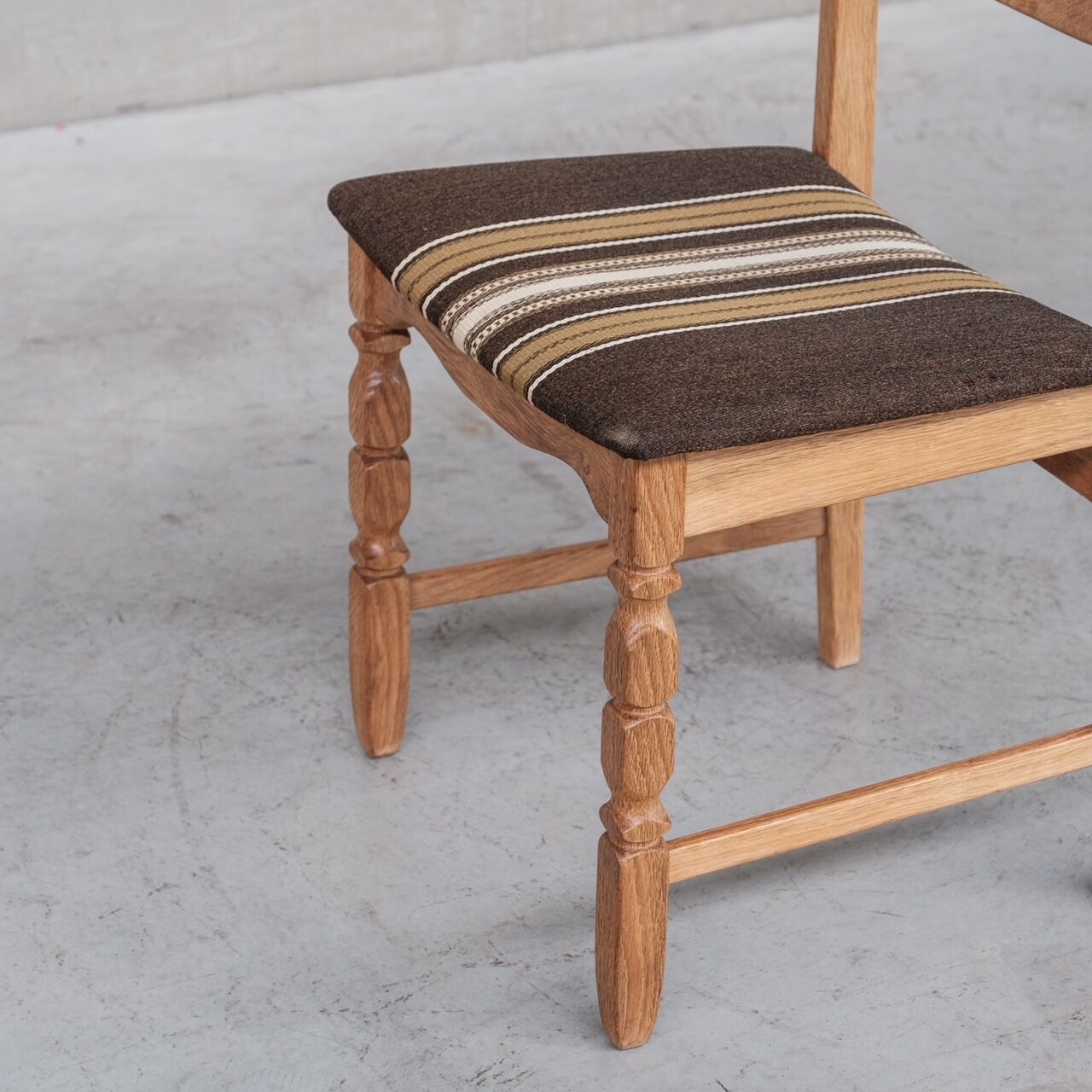 8 oak mid-century danish dining chairs