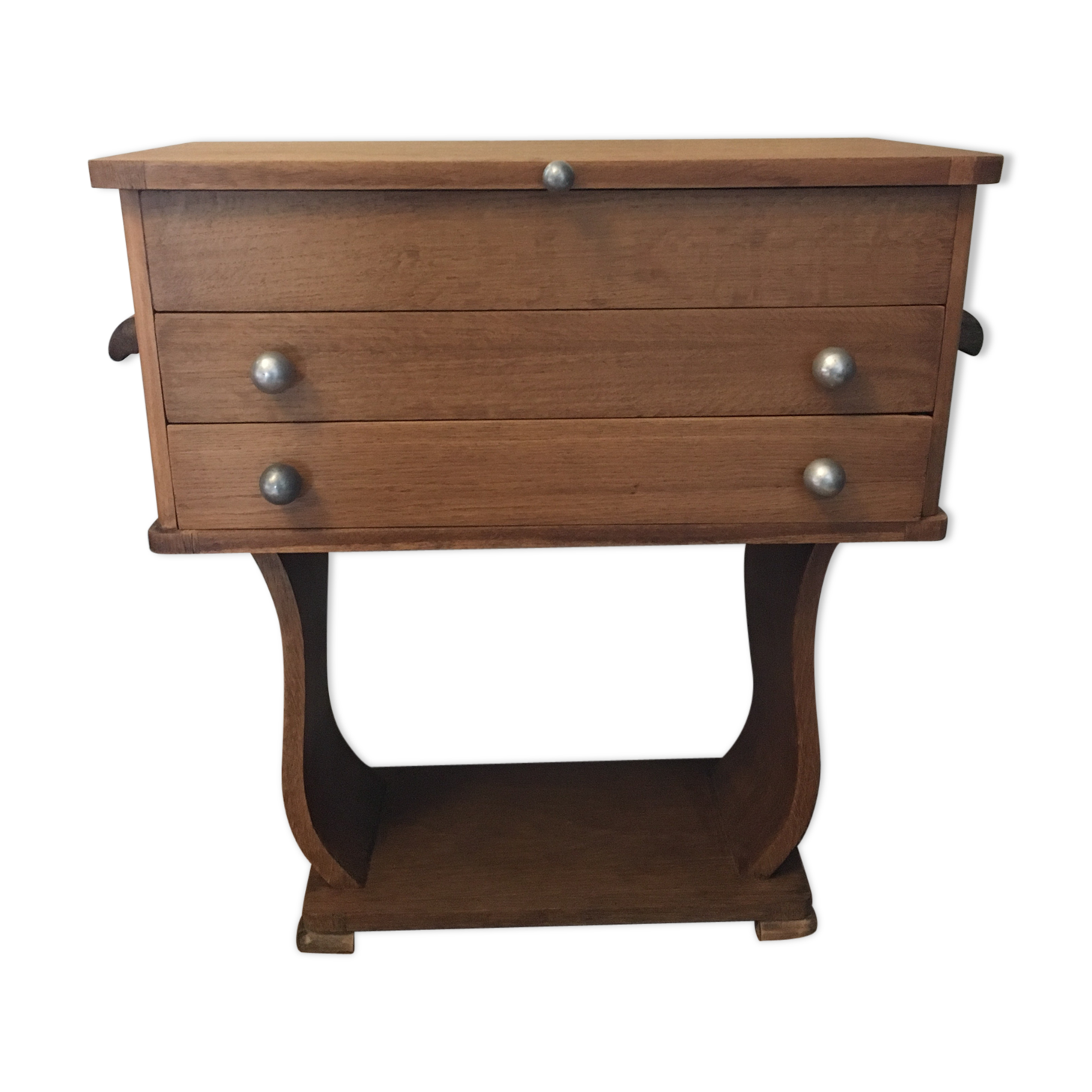 1930 years old wood sewing worker