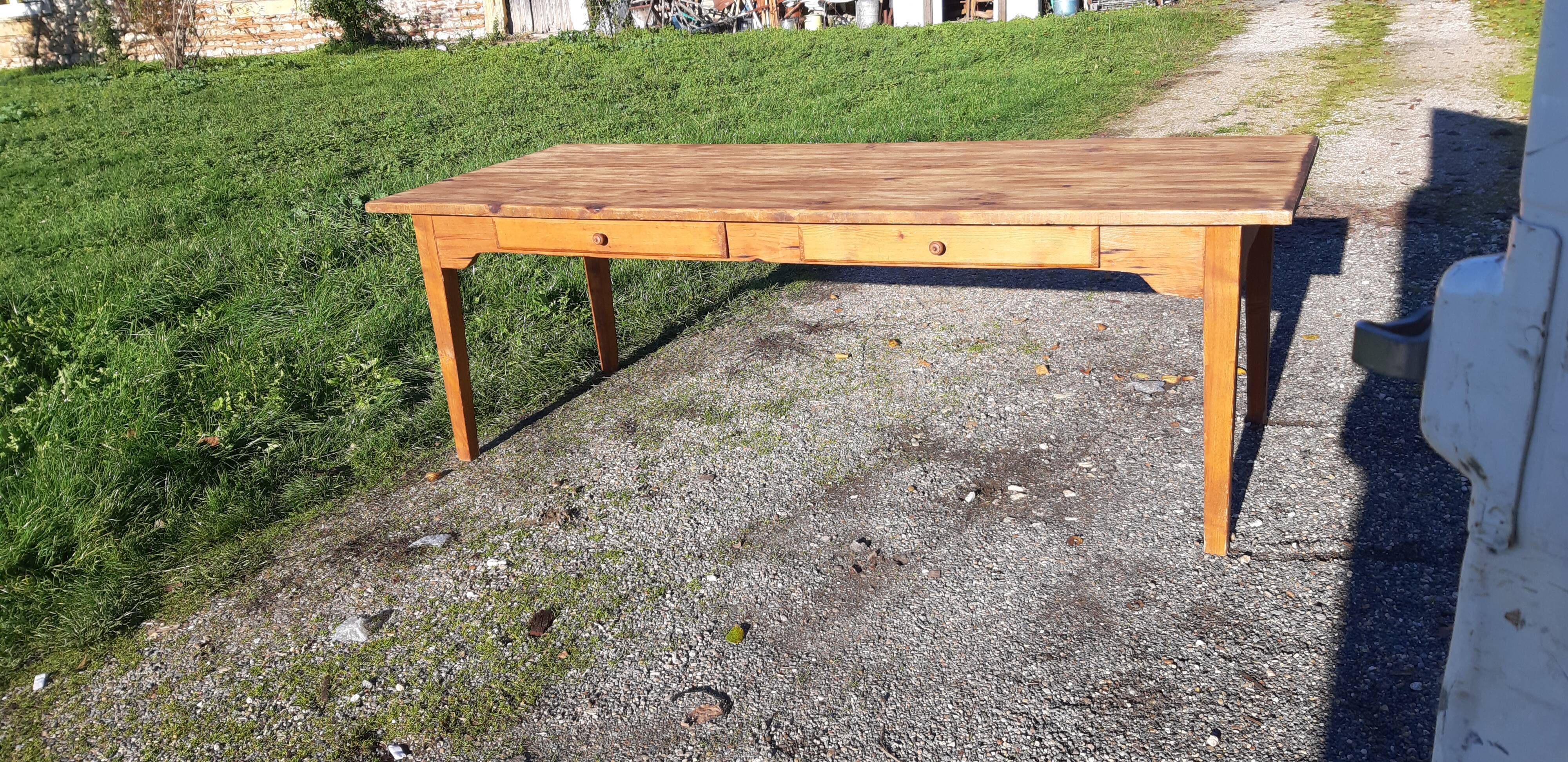 Country farm table in pine , 2 drawers