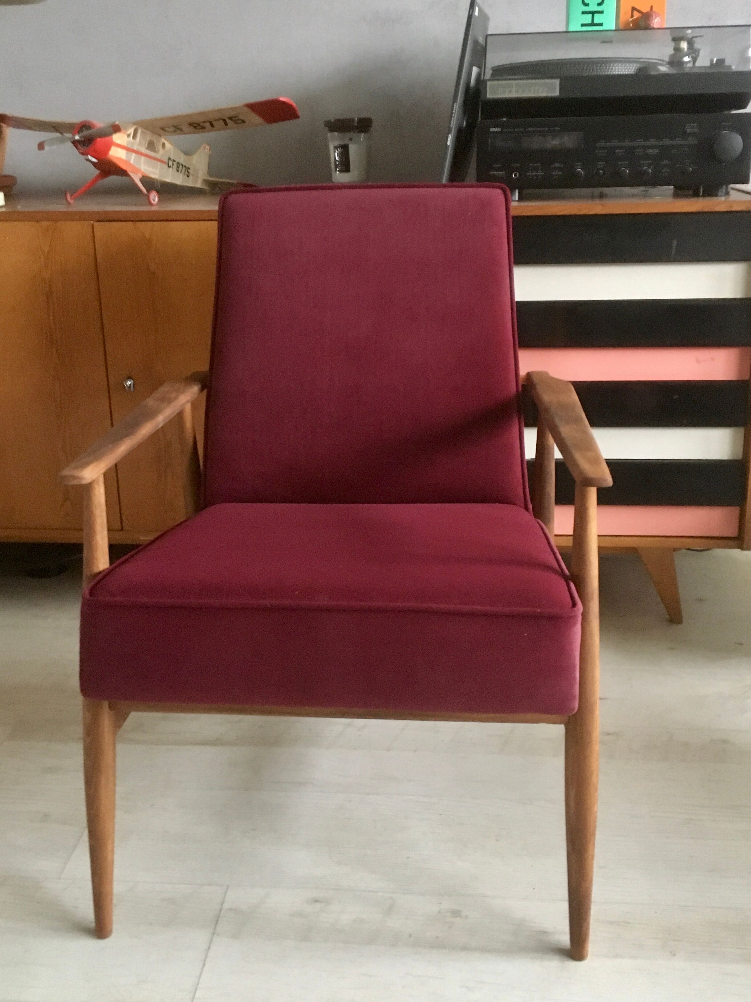 Fauteuil original vintage poli 300-190