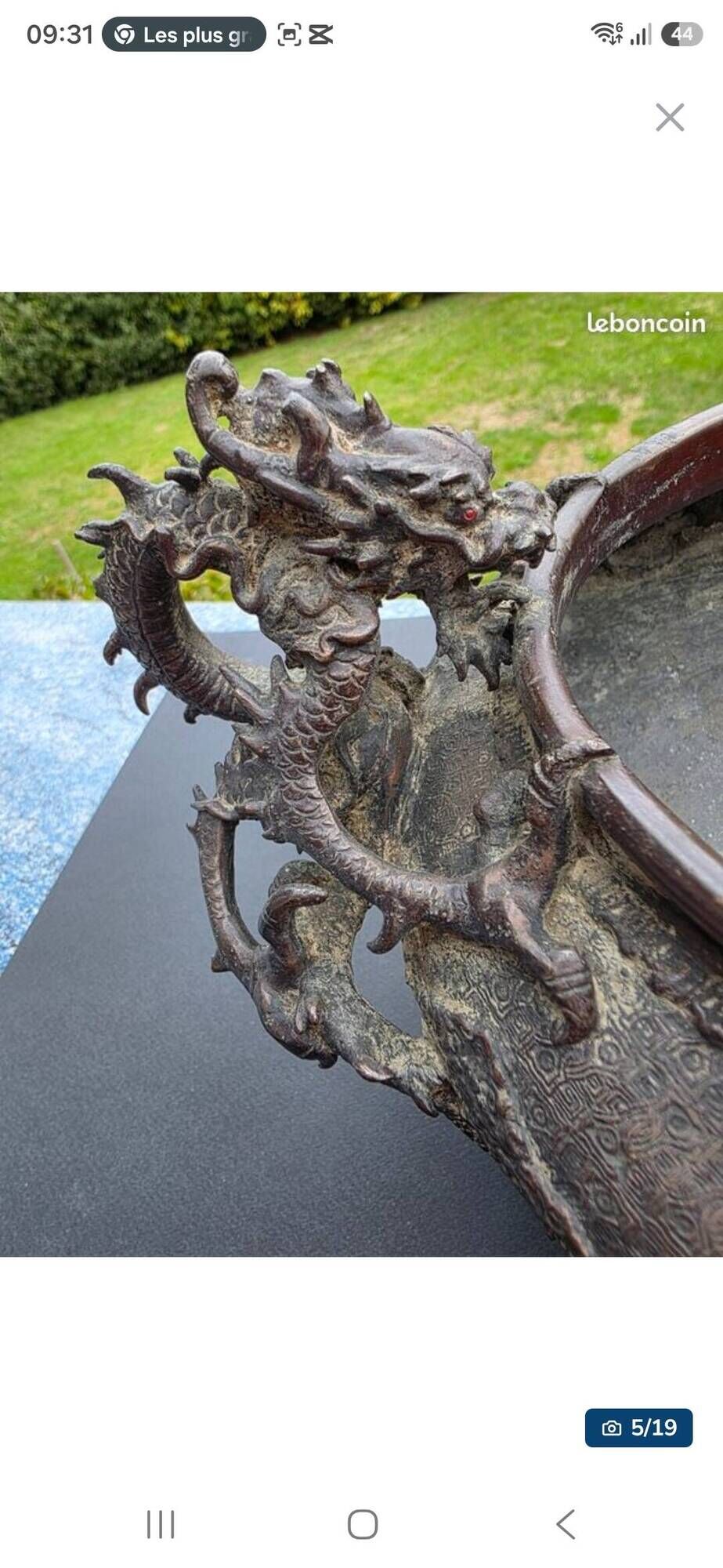 Dragon basin - large planter - in bronze, Meiji period