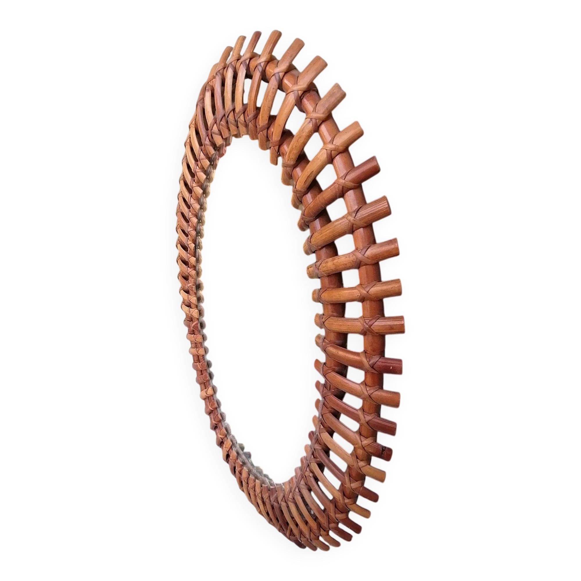 Specchio ovale convesso in bambù di Olaf von Bohr per Bonacina 1960