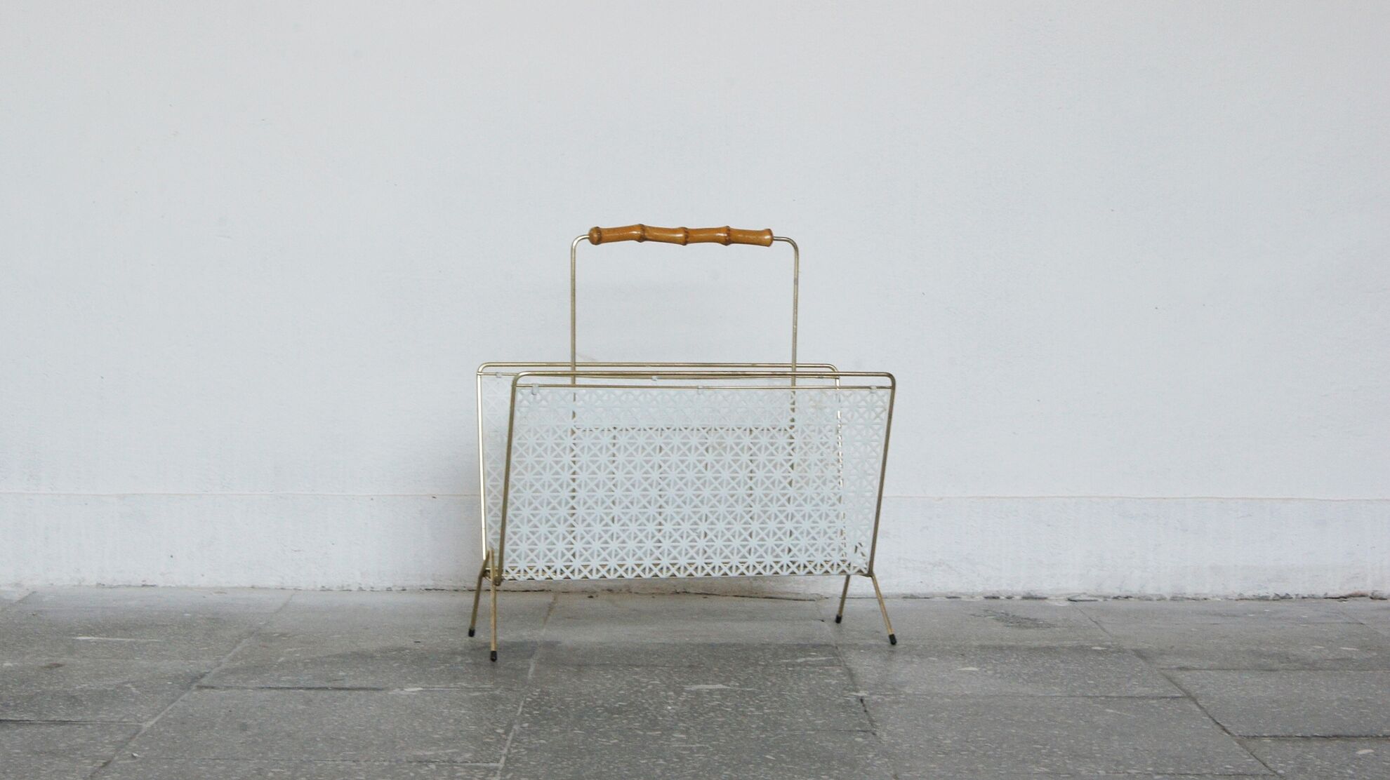 Porte magazine metal magazine rack, années 1960