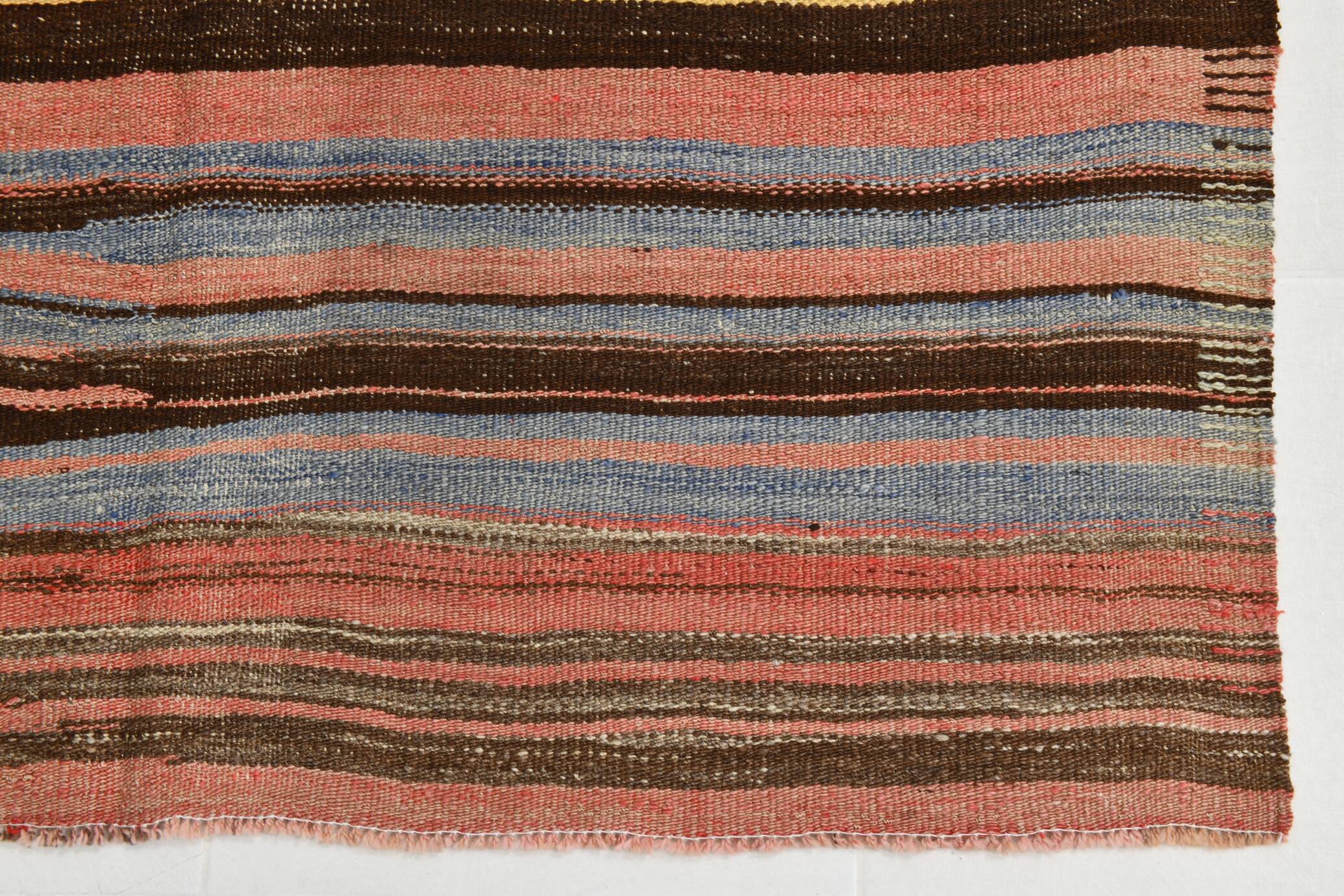 Tapis Kilim rayé rose et orange