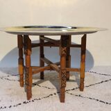 Coffee table in round top