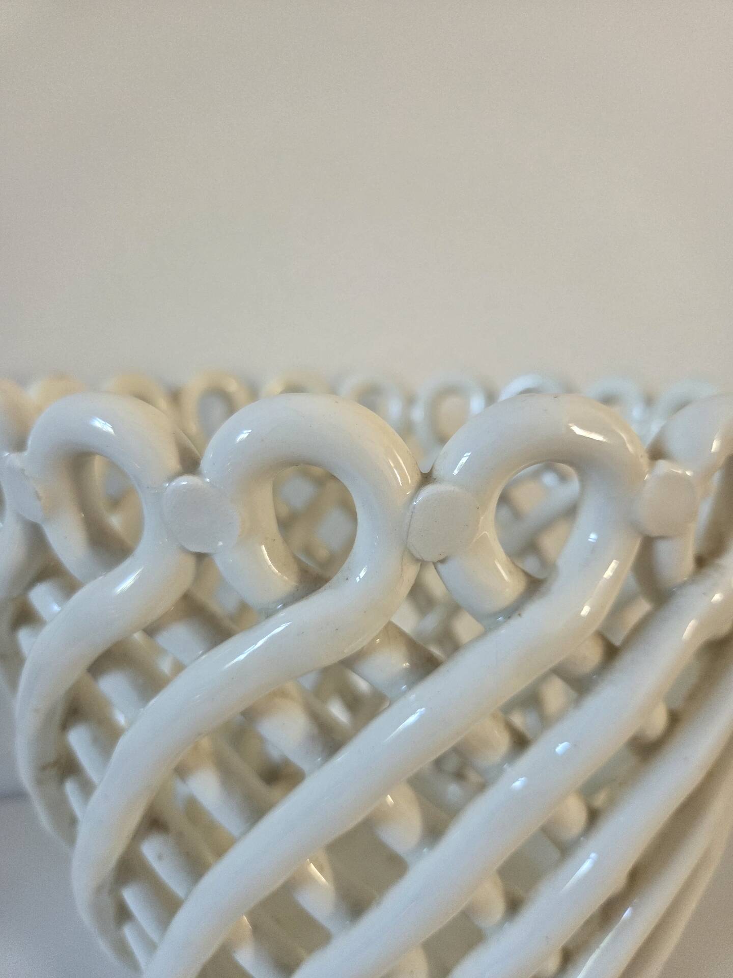 Woven ceramic plant pot