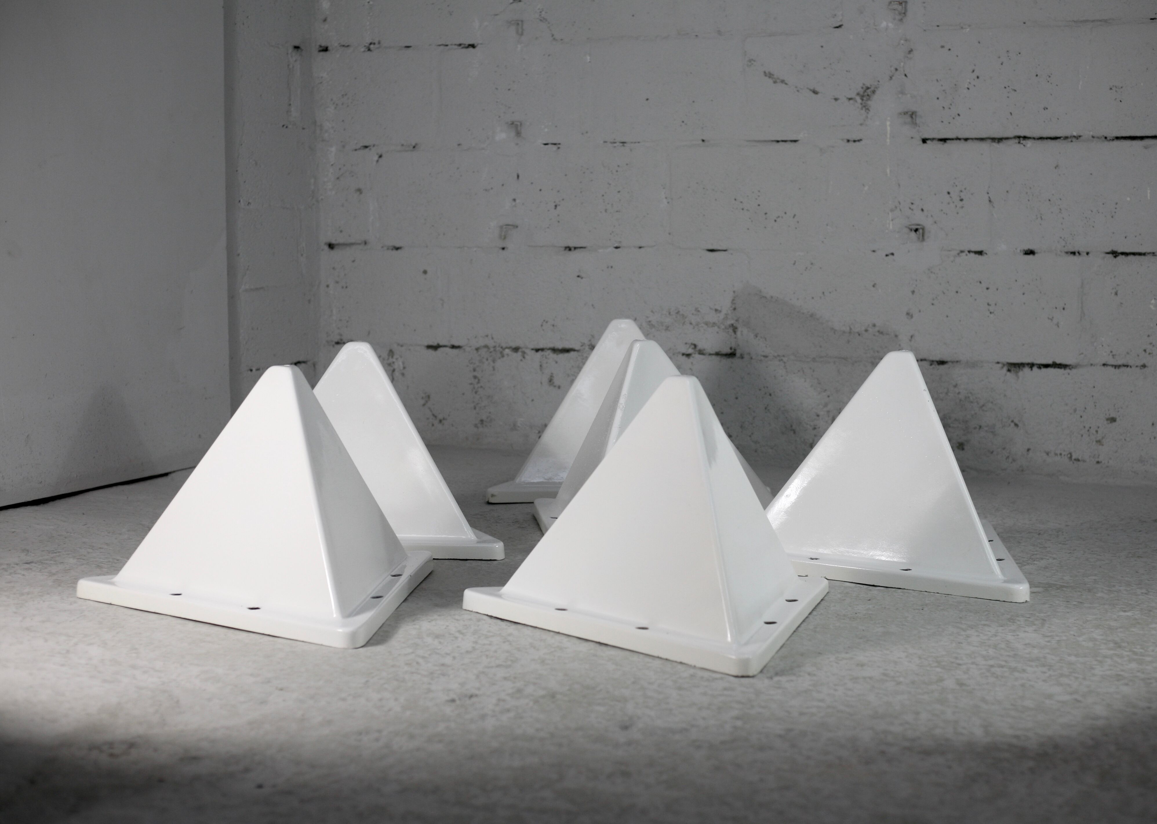 Fiberglass circa 1970. 6 tetrahedron-shaped elements. France.