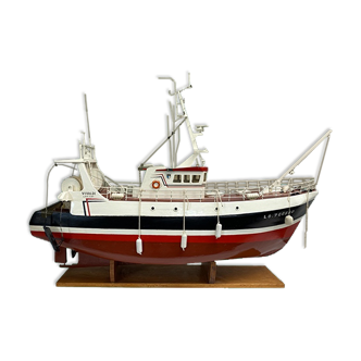 Maquette chalutier "le vivaldi"