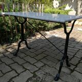 Bistro table in white marble and cast iron 1900